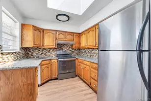 3 Dubois Ave, Amityville, NY 11701 - Photo 14