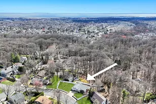 14 Sloane Ave, New York, NY 10306 - Photo 2