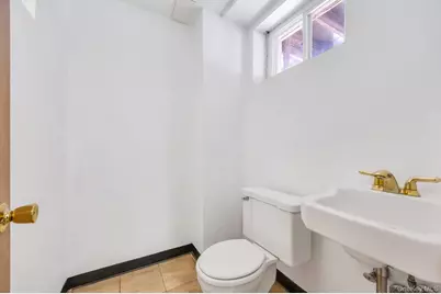 14 Sloane Avenue, New York, NY 10306 - Photo 20