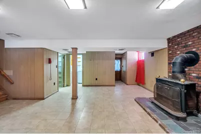 14 Sloane Avenue, New York, NY 10306 - Photo 18