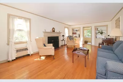 146 Kildare Road, Garden City, NY 11530 - Photo 6