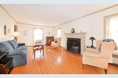 146 Kildare Road, Garden City, NY 11530 - Photo 4