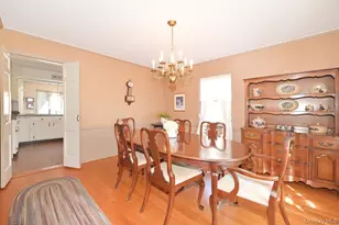 146 Kildare Rd, Garden City, NY 11530 - Photo 8