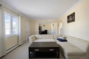 93 Birch Ave E, Farmingdale, NY 11735 - Photo 4