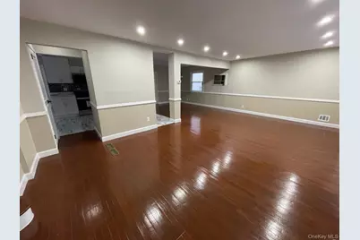 57-18 Hewlett Street, Little Neck, NY 11362 - Photo 4