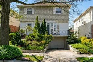 57-18 Hewlett St, Little Neck, NY 11362 - Photo 2