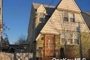 127 Gordon Rd, Valley Stream, NY 11581 - Photo 1