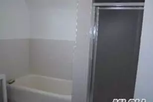 127 Gordon Rd, Valley Stream, NY 11581 - Photo 6