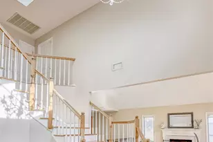 11 Mills Rd, Suffern, NY 10901 - Photo 10