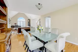 11 Mills Rd, Suffern, NY 10901 - Photo 4