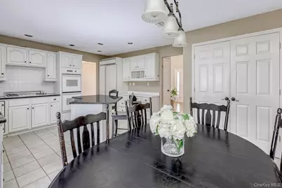 11 Mills Road, Suffern, NY 10901 - Photo 6