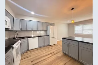 227 Whalesback, Red Hook, NY 12571 - Photo 10