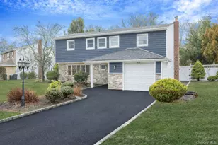 12 Crabapple Ln, Commack, NY 11725 - Photo 2