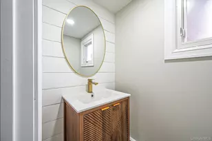 12 Crabapple Ln, Commack, NY 11725 - Photo 28