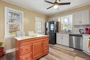 199 S Rd, White Plains, NY 10603 - Photo 6