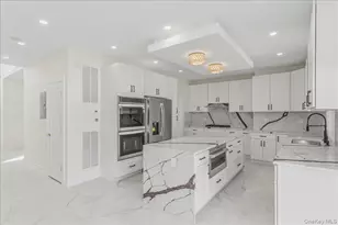 3 Cornell Ave, Hicksville, NY 11801 - Photo 4