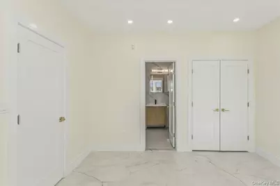 3 Cornell Avenue, Hicksville, NY 11801 - Photo 8