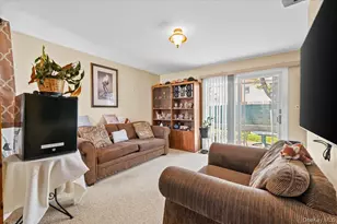 55 Harriet Ave, Hempstead, NY 11550 - Photo 8