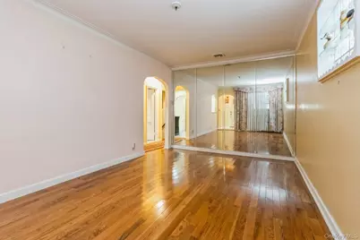 4121 Grace Avenue, Bronx, NY 10466 - Photo 14