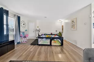 276 Temple Hill Rd, New Windsor, NY 12553 - Photo 8