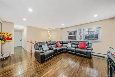 508 Nostrand Avenue, Central Islip, NY 11722 - Photo 16