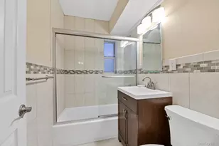 67-30 Clyde St, Forest Hills, NY 11375 - Photo 12