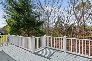 3006 Amen Cor, Riverhead, NY 11901 - Photo 22