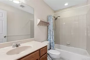 3006 Amen Cor, Riverhead, NY 11901 - Photo 16