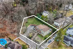 4 2nd St, Woodbury, NY 11797 - Photo 26