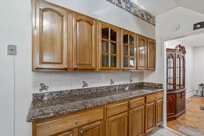 540 E 52nd Street, Brooklyn, NY 11203 - Photo 10