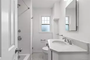 416 Tompkins Ave, Mamaroneck, NY 10543 - Photo 10