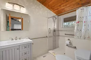 58 Twin Lakes Rd, South Salem, NY 10590 - Photo 18