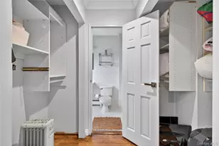 11 Dorchester Dr, Coram, NY 11727 - Photo 24