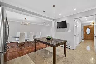 11 Dorchester Dr, Coram, NY 11727 - Photo 10