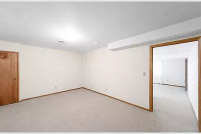 32 Sachson Place, Wappingers Falls, NY 12590 - Photo 26