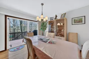 32 Sachson Pl, Wappingers Falls, NY 12590 - Photo 10