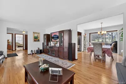 32 Sachson Place, Wappingers Falls, NY 12590 - Photo 8