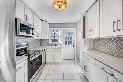 16 Jerome Road, Sound Beach, NY 11789 - Photo 12