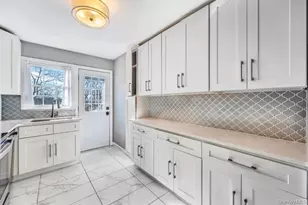 16 Jerome Rd, Sound Beach, NY 11789 - Photo 14