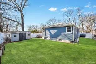 16 Jerome Rd, Sound Beach, NY 11789 - Photo 30