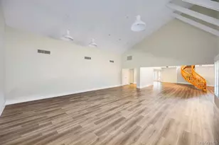 13 Mallard Path, Coram, NY 11727 - Photo 34