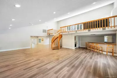 13 Mallard Path, Coram, NY 11727 - Photo 30