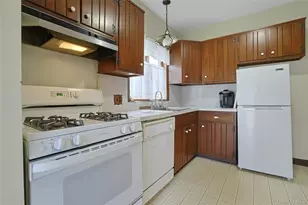 175 Washington Ave, Pleasantville, NY 10570 - Photo 12