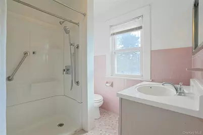 175 Washington Avenue, Pleasantville, NY 10570 - Photo 24