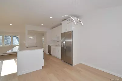 15 Allegheny Drive E, Farmingville, NY 11738 - Photo 6