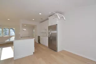 15 Allegheny Dr E, Farmingville, NY 11738 - Photo 6