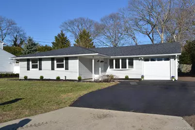 15 Allegheny Drive E, Farmingville, NY 11738 - Photo 2