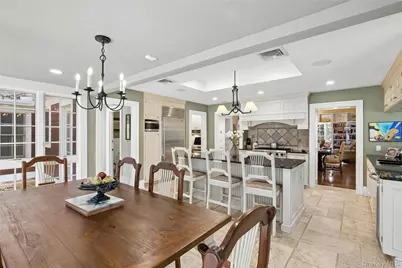 39 Cherry Lane, Syosset, NY 11791 - Photo 10