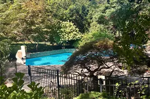 39 Cherry Ln, Syosset, NY 11791 - Photo 40