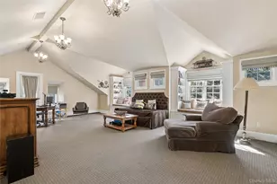 39 Cherry Ln, Syosset, NY 11791 - Photo 30